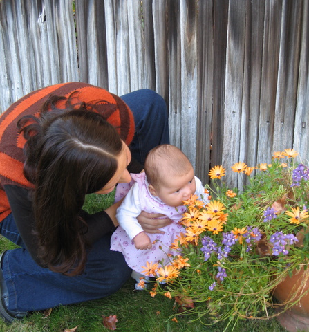 Ania introduces Ari to flowers